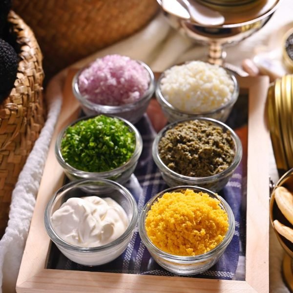 ingredienti per accompagnare il caviale